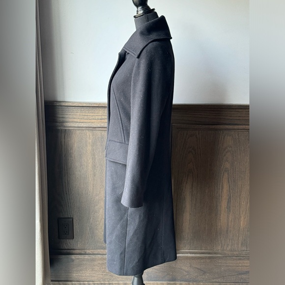 BCBG Maxazria Black Wool cashmere Trench Coat size 8 - Picture 3 of 9